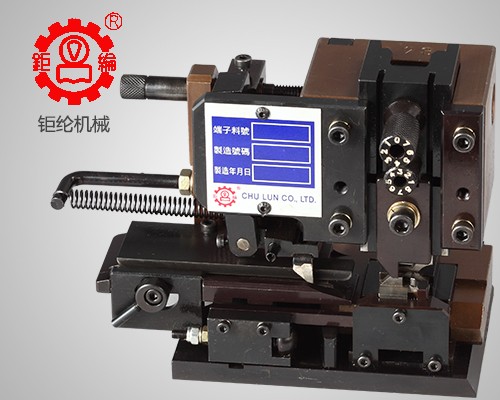 Maoming automatic stripping tape hitting terminal machine